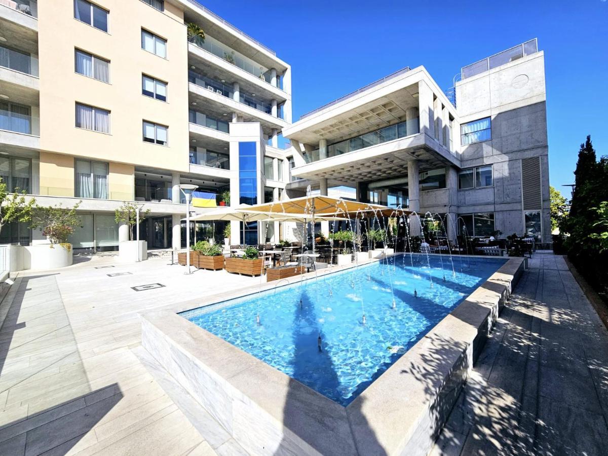 Elysia Park Apartments 파포스 외부 사진