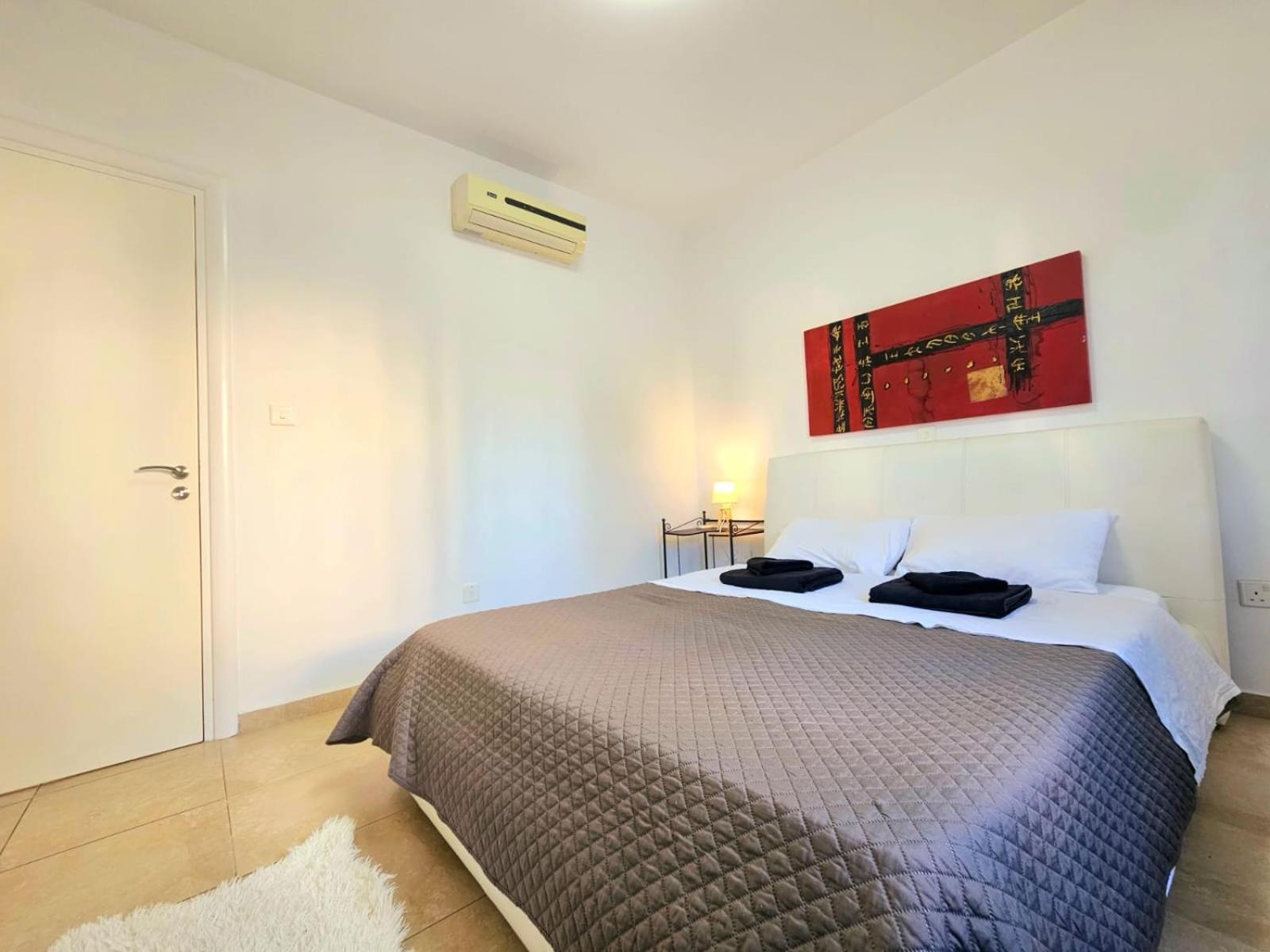 Elysia Park Apartments 파포스 외부 사진
