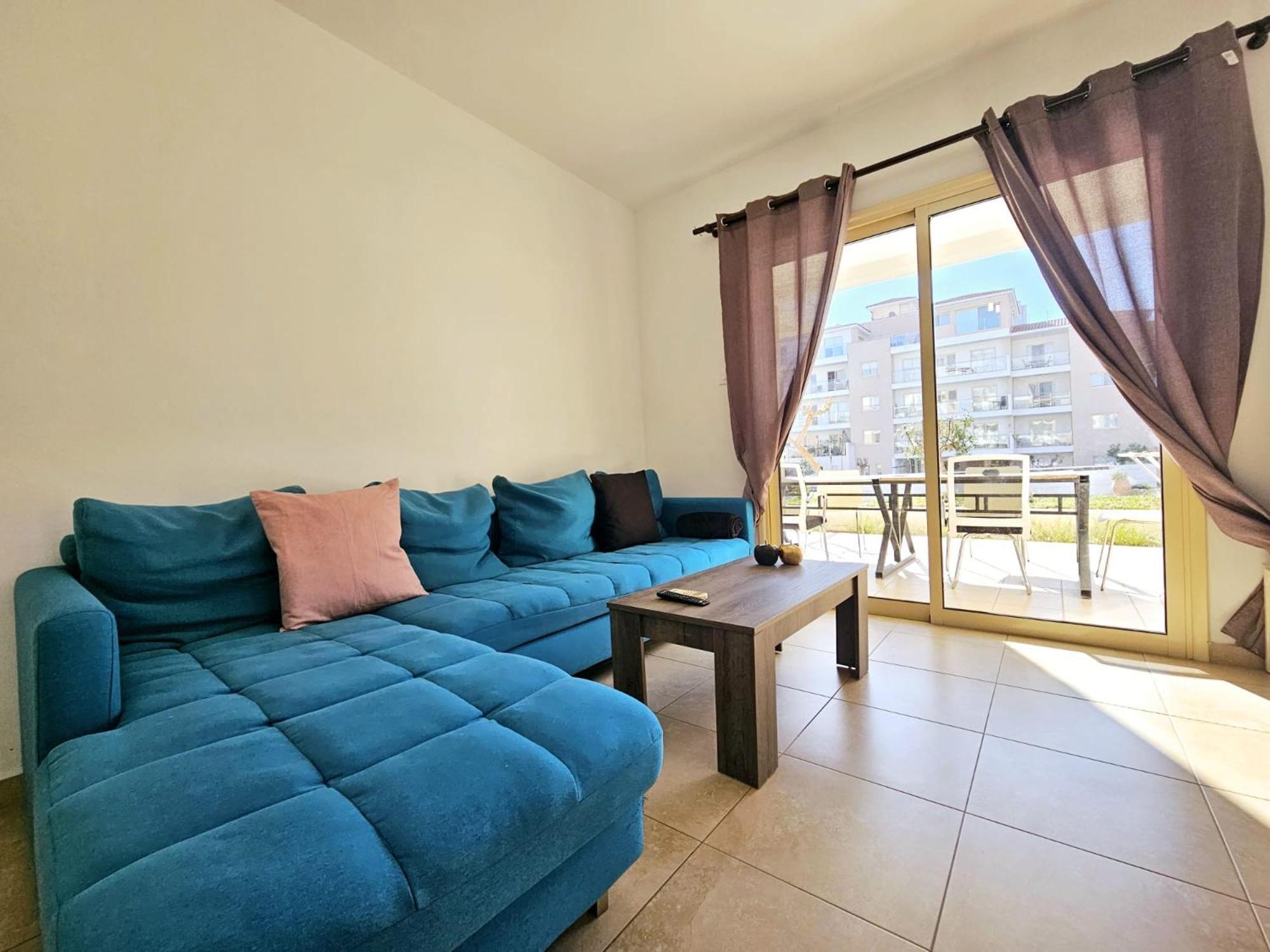 Elysia Park Apartments 파포스 외부 사진