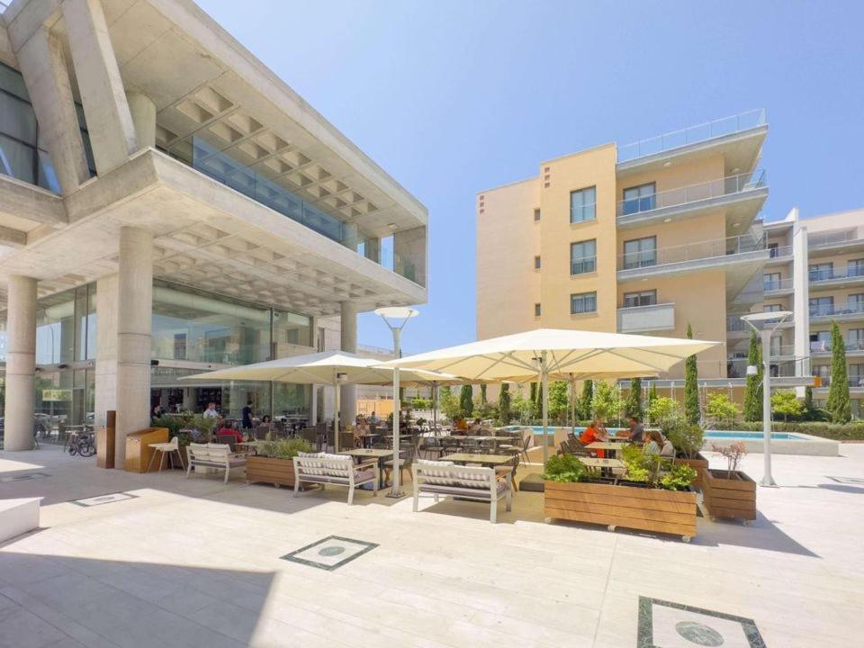 Elysia Park Apartments 파포스 외부 사진