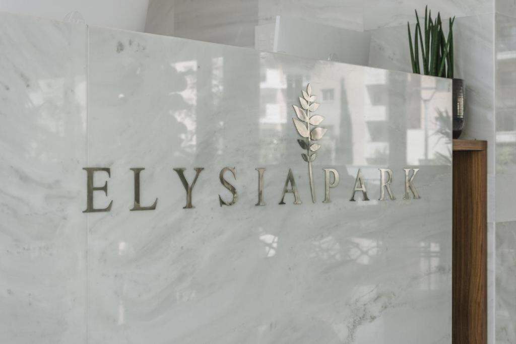 Elysia Park Apartments 파포스 외부 사진